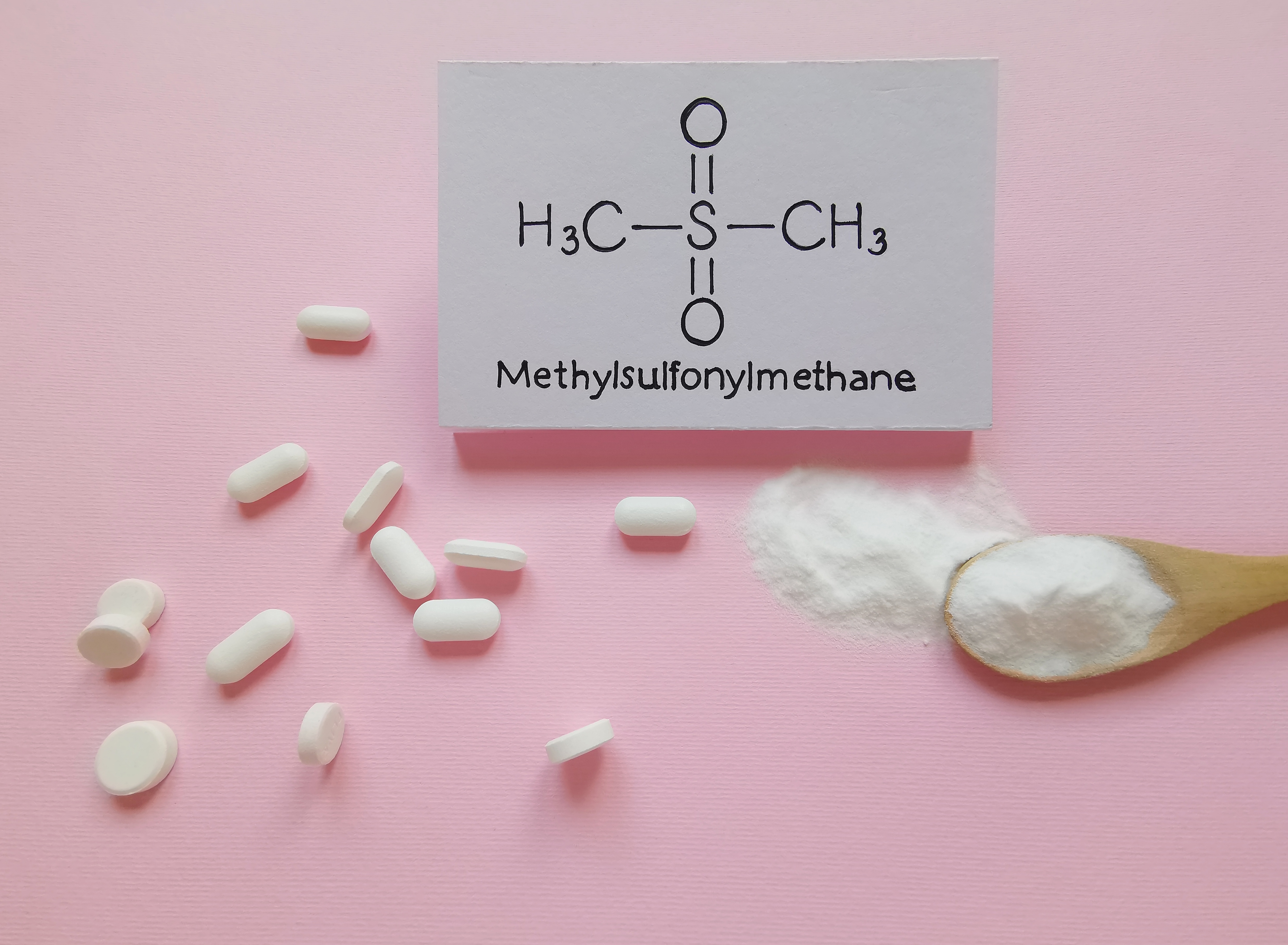 MSM (méthylsulfonylméthane) MSM (méthylsulfonylméthane)
